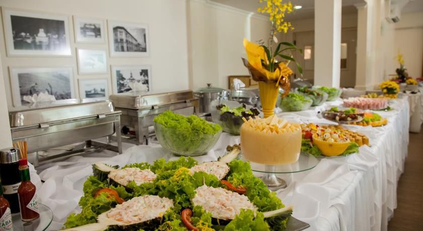 Itu Plaza Hotel Εξωτερικό φωτογραφία